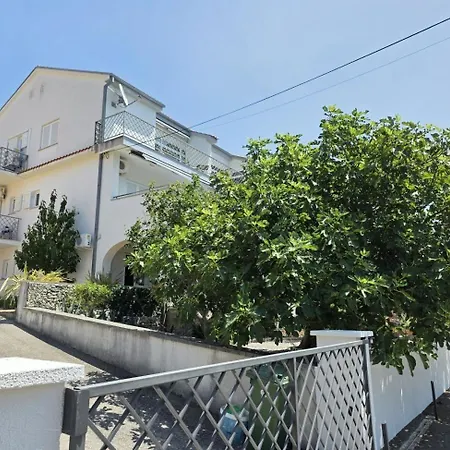 Mimica Etno 2 Pax With Balcony Guest house Novi Vinodolski